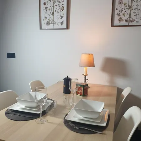 La Petite Romantique
