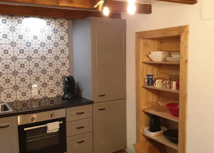 La Petite Romantique *